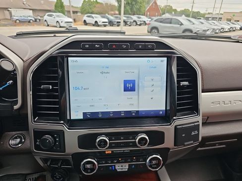 Used 2022 Ford F350 King Ranch w/ King Ranch Ultimate Package AWD/4WD image 18