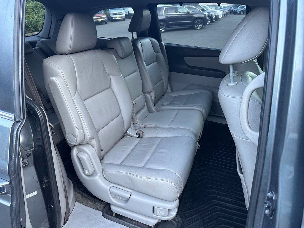 Used 2011 Honda Odyssey EX-L image 12