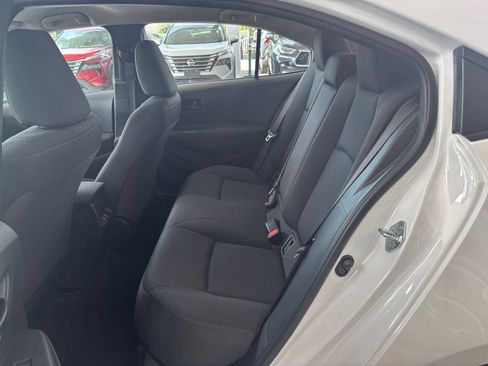 Used 2025 Toyota Corolla LE FWD image 27