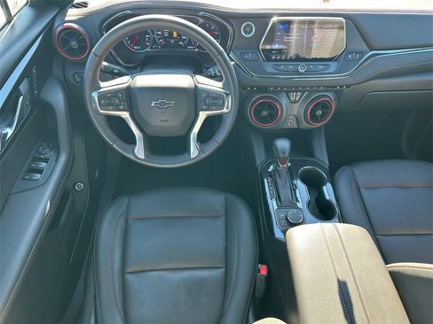Used 2022 Chevrolet Blazer RS w/ Enhanced Convenience Package image 23