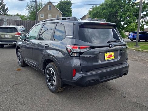 New 2026 Subaru Forester Premium AWD/4WD image 9