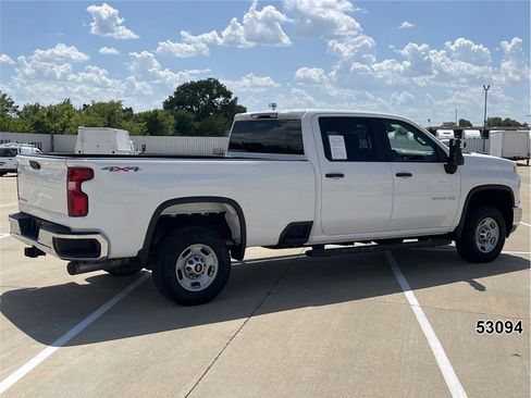 Used 2024 Chevrolet Silverado 2500 W/T w/ WT Convenience Package AWD/4WD image 2