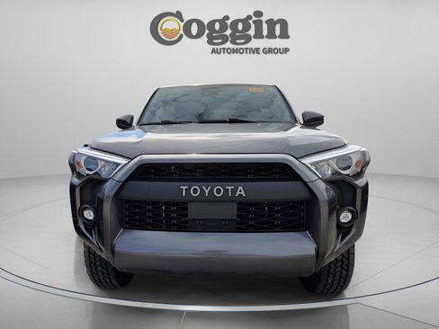 Used 2021 Toyota 4Runner SR5 image 17