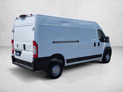 Used 2019 RAM ProMaster 2500 w/ Premium Appearance Group FWD image 5