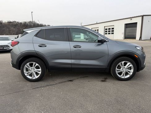 Used 2021 Buick Encore GX Preferred w/ Cold Weather Comfort Package image 4