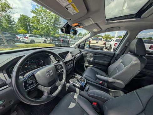 Used 2021 Honda Pilot Touring image 17