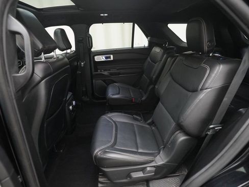 Used 2020 Ford Explorer ST w/ Premium Technology Package image 16