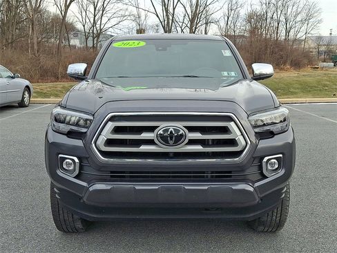 Used 2023 Toyota Tacoma Limited image 2