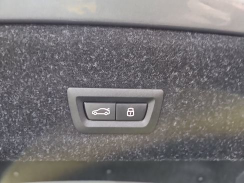 New 2026 BMW 330i Sedan w/ M Sport Package image 14