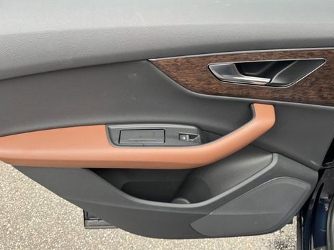 Certified 2025 Audi Q7 2.0T Premium image 35