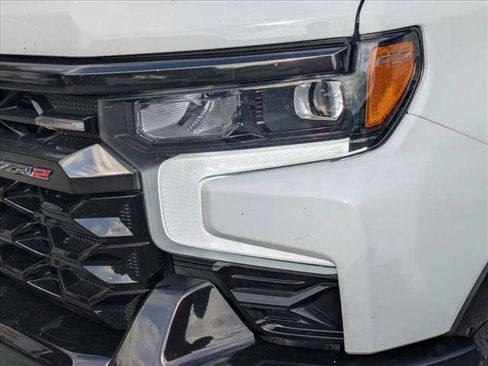 Used 2024 Chevrolet Silverado 1500 ZR2 w/ Technology Package image 4