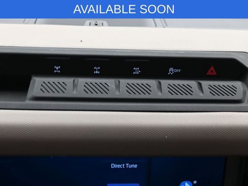 Used 2024 Ford Bronco Wildtrak AWD/4WD image 18