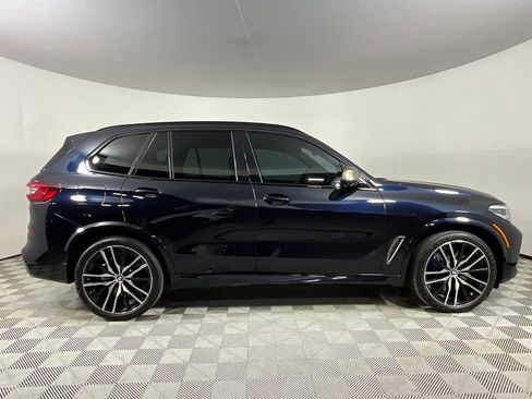 Used 2022 BMW X5 M50i image 5