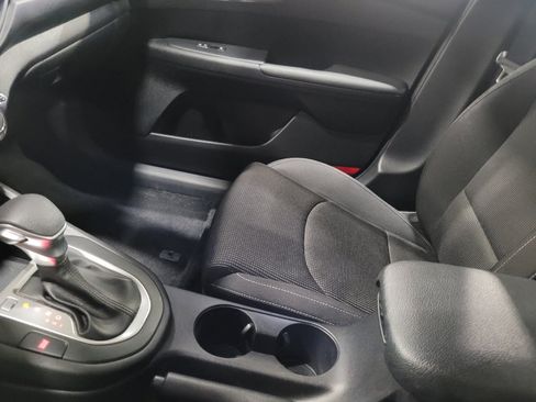 Used 2019 Kia Forte LXS FWD image 26