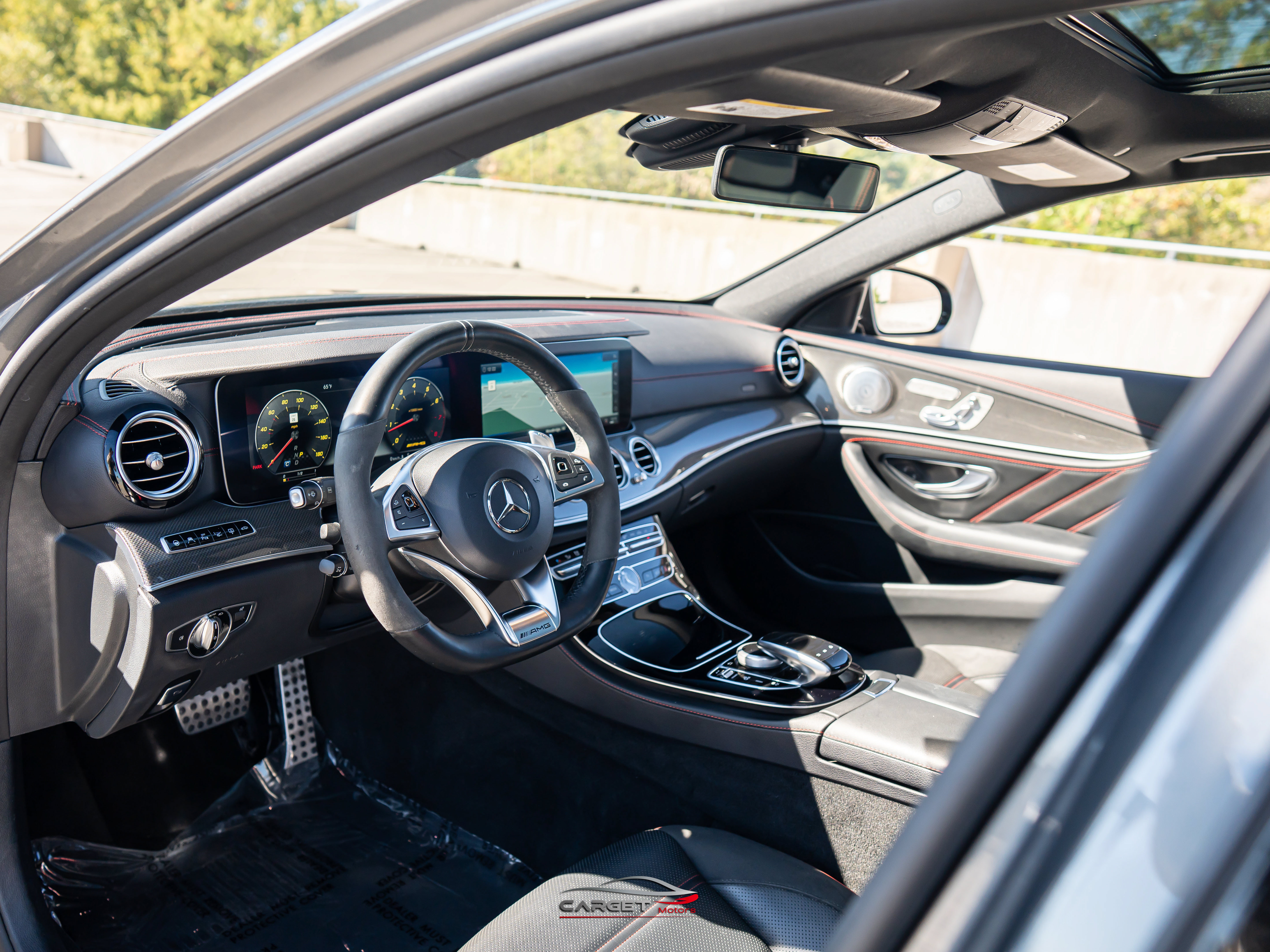 Used 2018 Mercedes-Benz E 43 AMG 4MATIC Sedan w/ Premium 3 Package image 13
