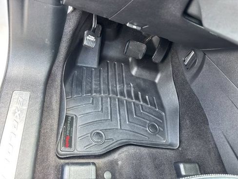 Used 2018 Ford Explorer Limited AWD/4WD image 28