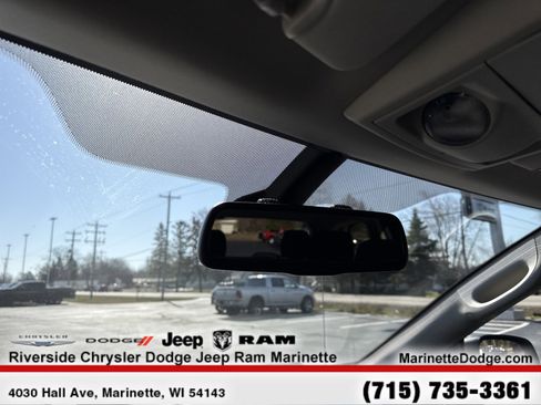 Used 2020 Dodge Grand Caravan SE w/ UConnect Hands-Free Group FWD image 21