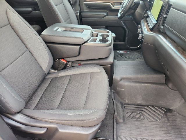 Used 2024 Chevrolet Silverado 2500 LT AWD/4WD image 19