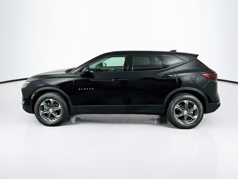 Used 2025 Chevrolet Blazer LT AWD/4WD image 4