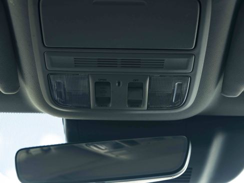 Used 2019 Honda Accord EX-L image 34
