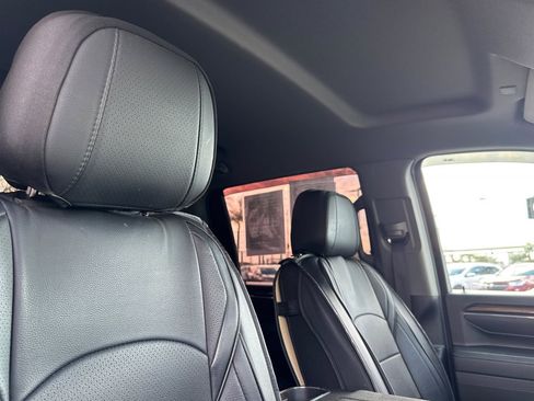 Used 2024 Chevrolet Silverado 2500 LT w/ Convenience Package image 26