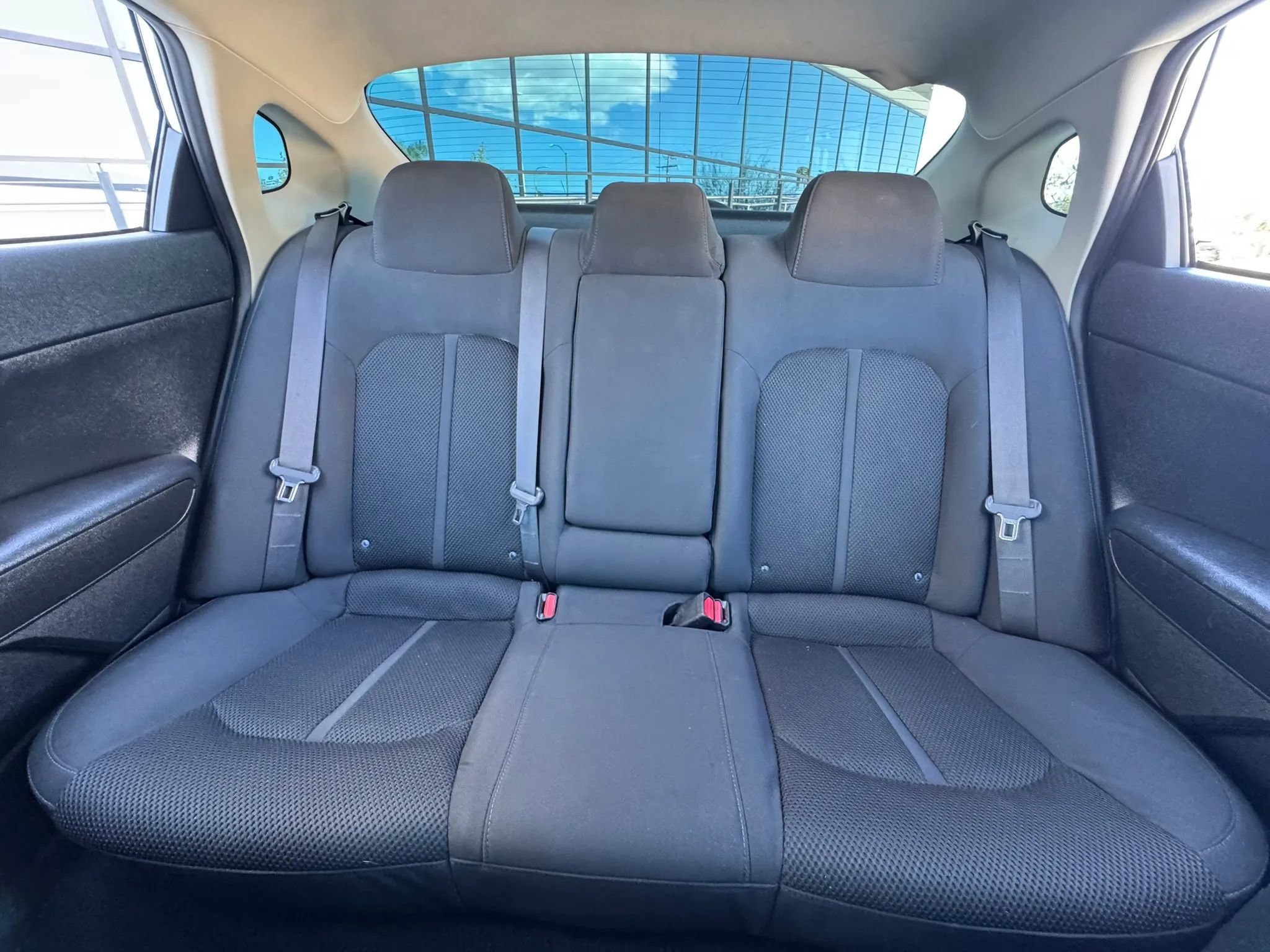 Used 2020 Kia Optima LX FWD image 5