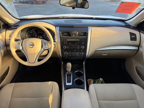 Used 2015 Nissan Altima 2.5 S w/ Power Driver Seat Package image 22