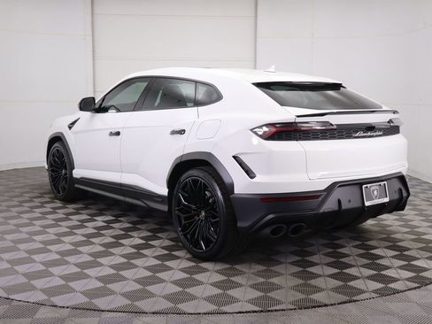 Used 2025 Lamborghini Urus SE image 7