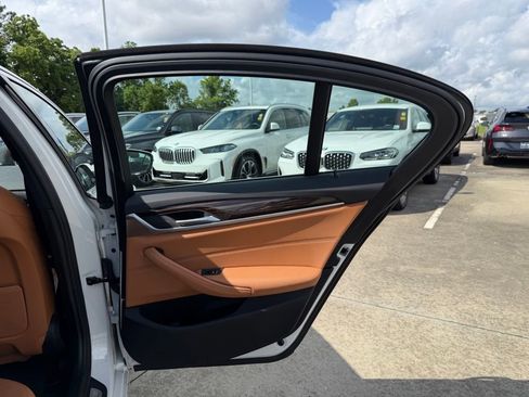 Certified 2023 BMW 530i w/ Convenience Package RWD image 28