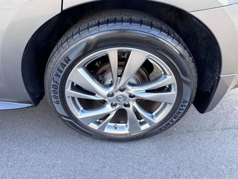 Used 2015 INFINITI QX60 Luxe w/ Deluxe Touring Package AWD/4WD image 17