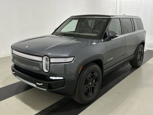 Used 2024 Rivian R1S Adventure AWD/4WD image 1