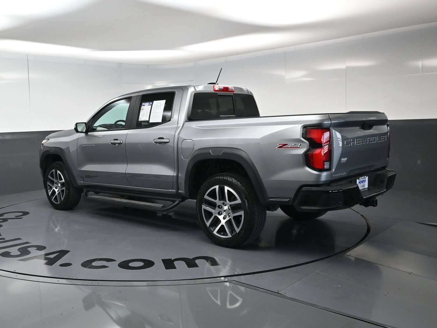 Used 2023 Chevrolet Colorado Z71 w/ Z71 Convenience Package 2 AWD/4WD image 7