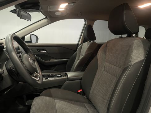 Used 2021 Nissan Rogue SV AWD/4WD image 14