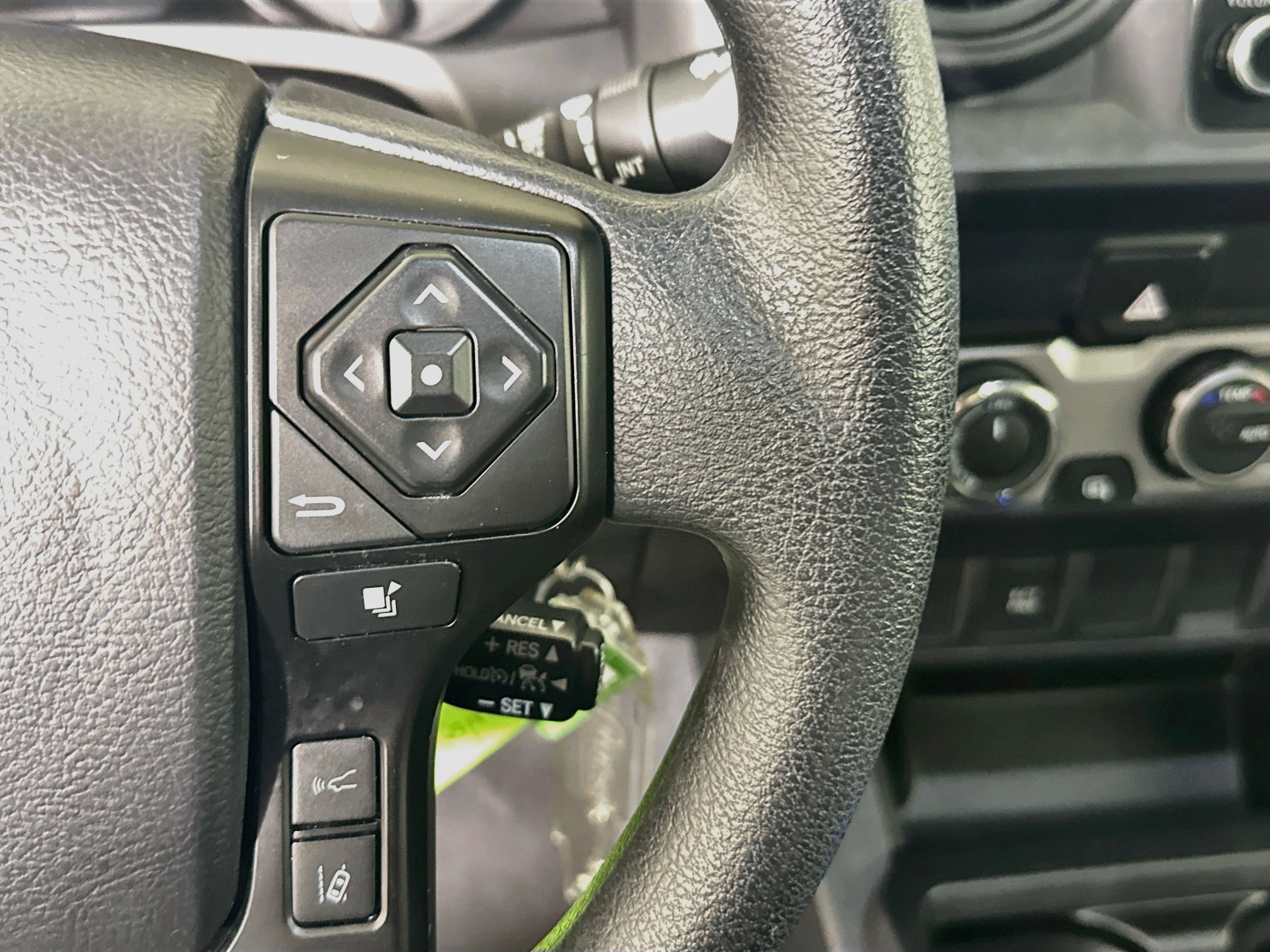 Certified 2023 Toyota Tacoma SR AWD/4WD image 17