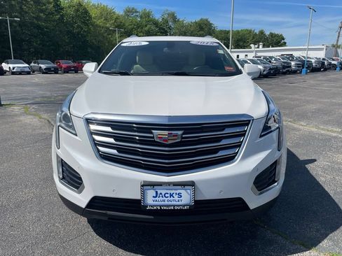 Used 2018 Cadillac XT5 Luxury AWD/4WD image 2
