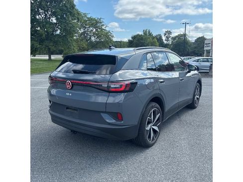 Used 2023 Volkswagen ID.4 Pro S AWD/4WD image 3
