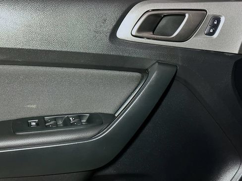 Used 2020 Ford Ranger XLT w/ Equipment Group 301A Mid AWD/4WD image 15