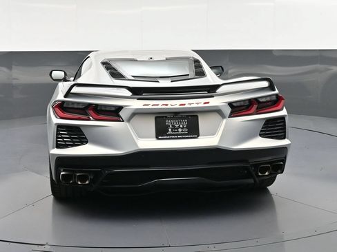 Used 2022 Chevrolet Corvette Stingray Preferred Cpe w/ Z51 Performance Package RWD image 7