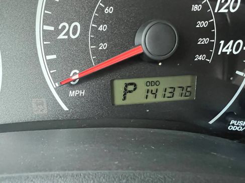 Used 2013 Toyota Corolla L FWD image 8
