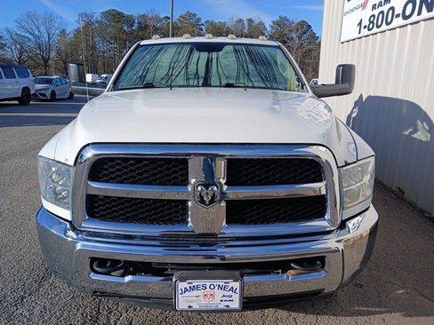 Used 2016 RAM 3500 Tradesman w/ Chrome Appearance Group image 9