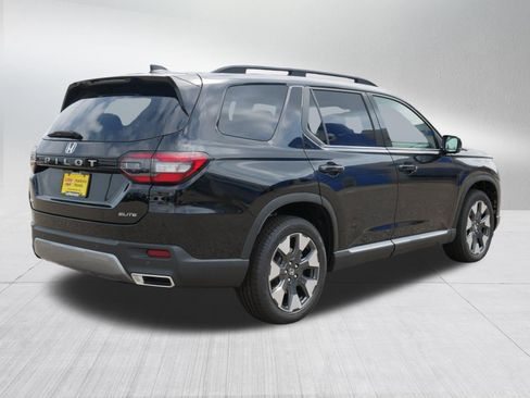 New 2026 Honda Pilot Elite image 4