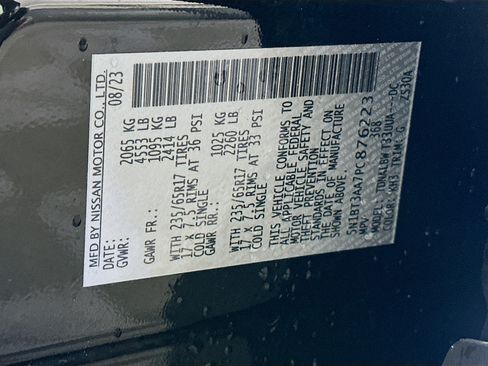 Used 2023 Nissan Rogue S FWD image 12