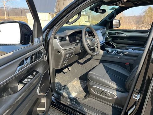 New 2026 Jeep Grand Wagoneer L Limited image 14