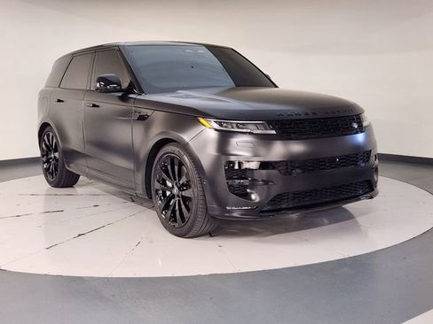 Used 2025 Land Rover Range Rover Sport Dynamic SE AWD/4WD image 7