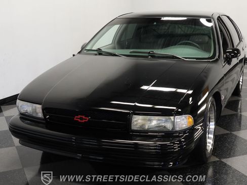 Used 1994 Chevrolet Impala SS RWD image 17
