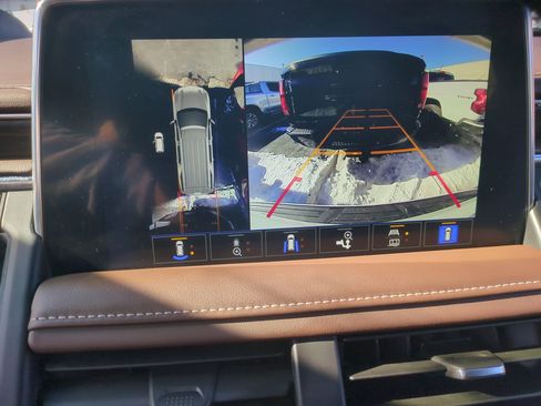 Certified 2024 Chevrolet Suburban High Country image 15