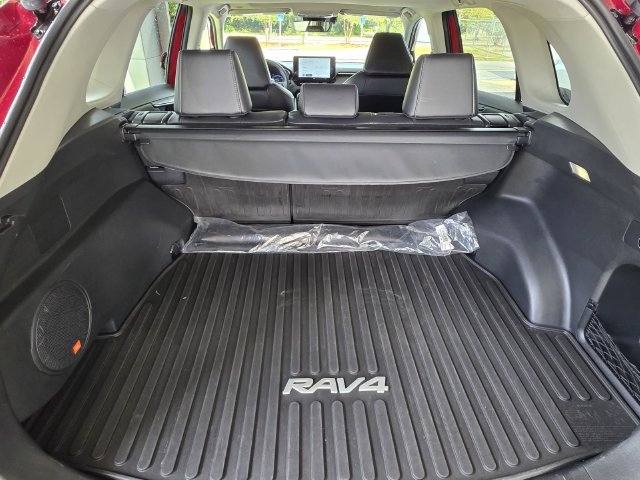 Certified 2023 Toyota RAV4 Limited FWD image 15