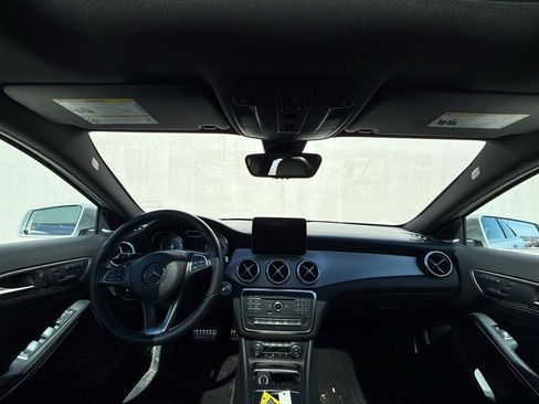 Used 2017 Mercedes-Benz GLA 250 image 6