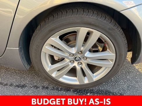 Used 2012 Jaguar XJ L RWD image 28