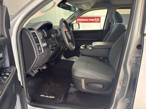 Used 2018 RAM 1500 Express image 11